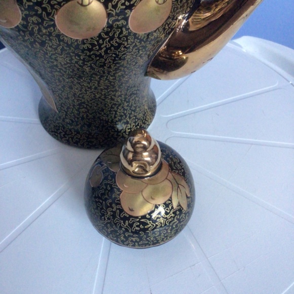 Vintage Art Nouveau style Coffee Teapot - Picture 5 of 10